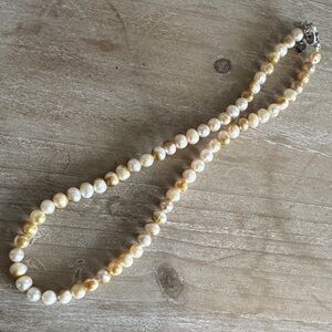 Elegant Gold/cream Pearl Necklace